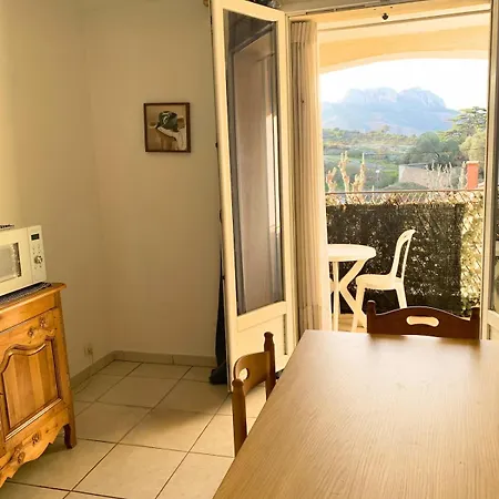 T3 - Le Balcon Du Rocher